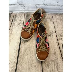 ARTESANIA Women’s Camilla Vibrant Style Sneakers / Size: US 8